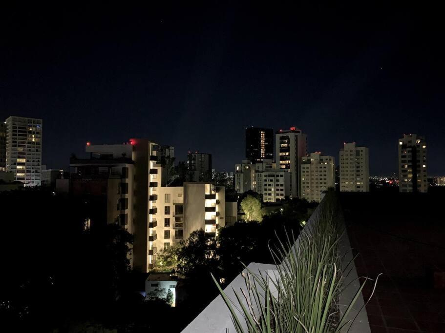 Lujoso En Zona Financiera / Limpieza Diaria Apartment Guadalajara Exterior photo